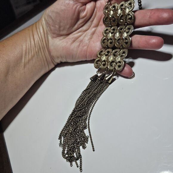 Large Gold Tone Tassel Articulated Statement Necklace 36" - Picture 2 of 15